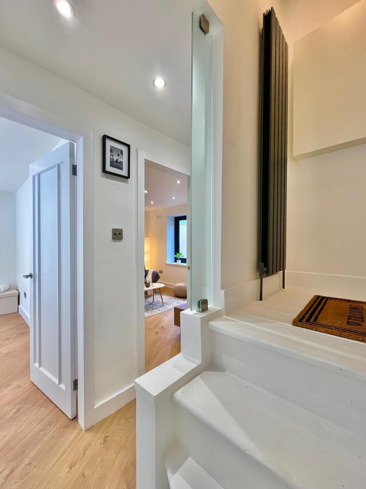 Cozy And Peaceful Apartment With Terrace In Hackney London Kültér fotó